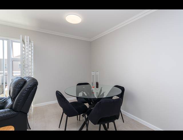 2 BEDROOM APARTMENT SOLD IN SUNNINGDALE